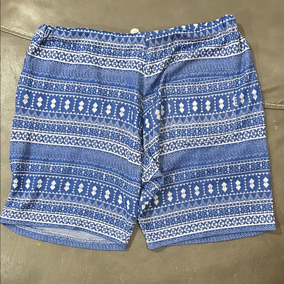 Blue Patterned Cotton drawstring Shorts, size L. GUC - Picture 2 of 2